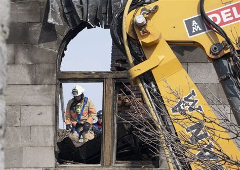 Two final bodies pulled from rubble after Old Montreal fire, five bodies identified